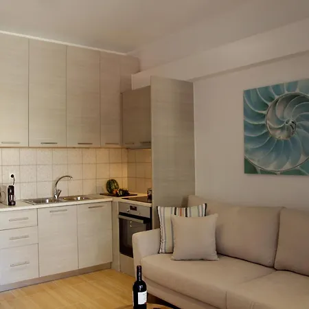 Apartman Anaos *
